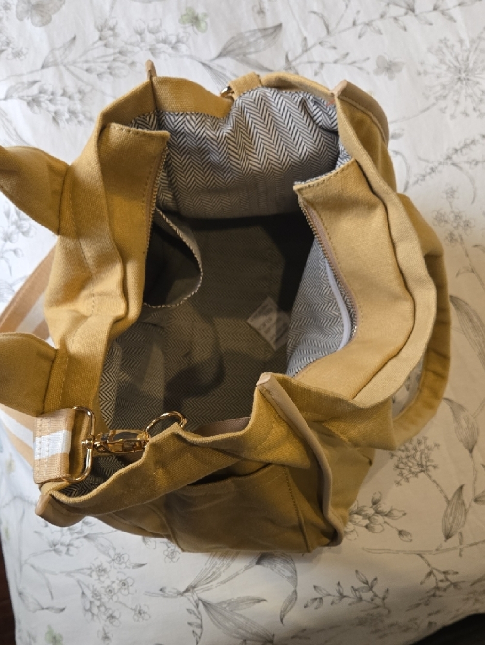Mustard Yellow Canvas Tote Bag with Removable Strap - Picture 5 of 9